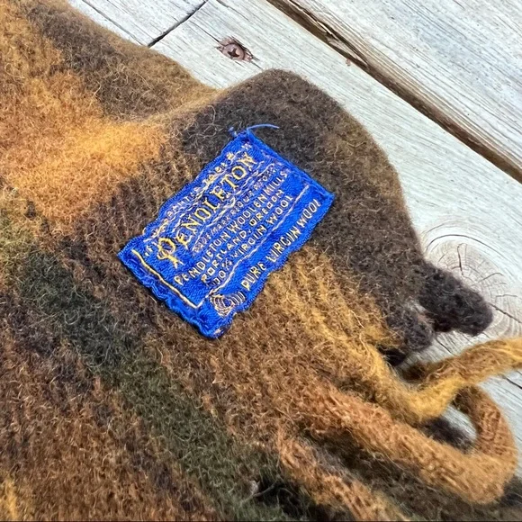 Pendleton 60’s Vintage Wool Fringe Fall Plaid Throw Blanket - Picture 4 of 4